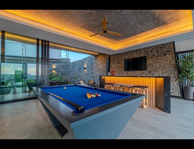 5 BEDROOM HOUSE FOR SALE IN ZULULAMI LUXURY COASTAL ESTATE